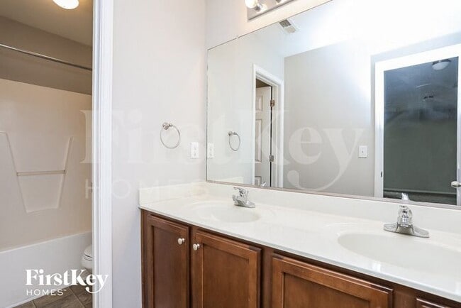 Building Photo - 5313 Cragganmore Dr