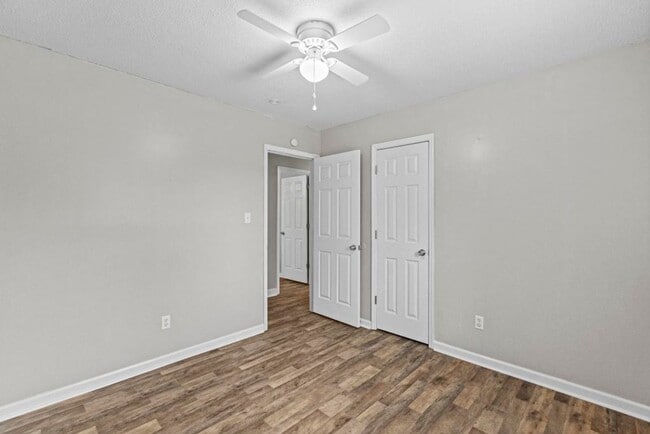 Building Photo - Cul-de-Sac Homesite!