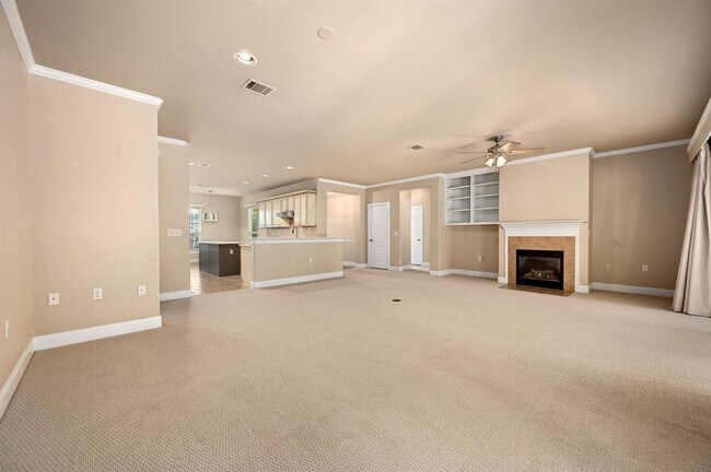 Building Photo - 216 Armstrong Dr