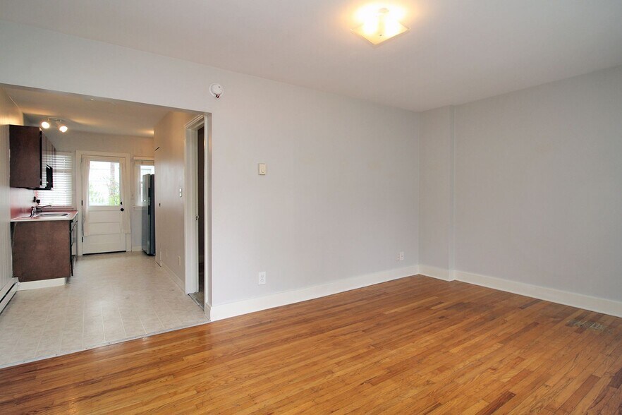 Building Photo - 1011 NE Tillamook St