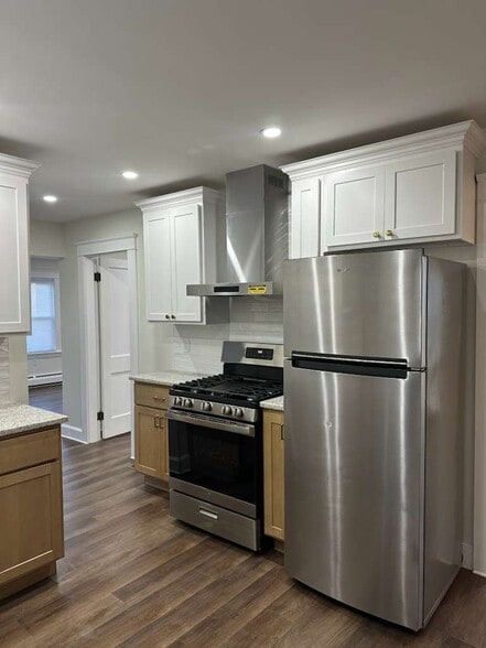 Kitchen - 9 Spruce St