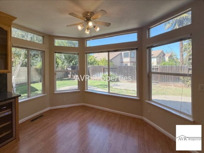 Building Photo - After Thanksgiving 6 month discount