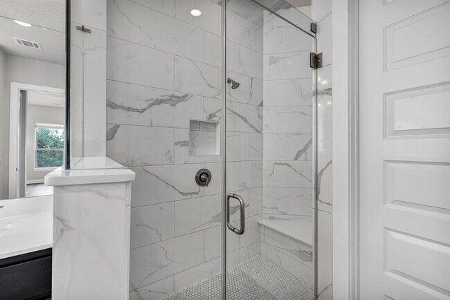 Building Photo - 12909 Mitica Dr