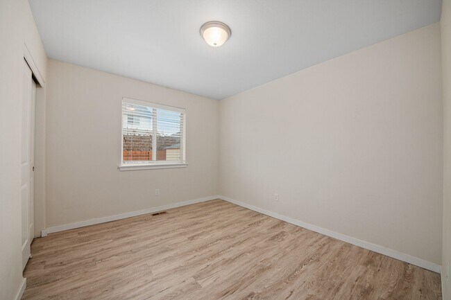 Building Photo - Charming home in Southwest Redmond