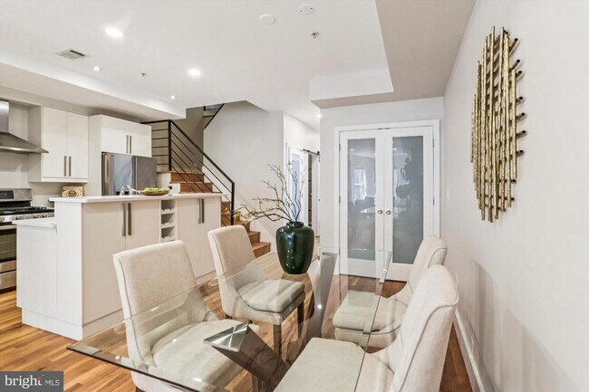 Building Photo - 3222 13th St NW