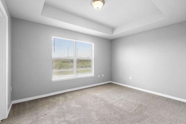 Building Photo - 6562 S Goldenrod Rd
