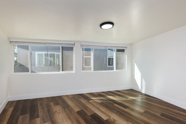 Building Photo - 6283.5 Lorca Dr