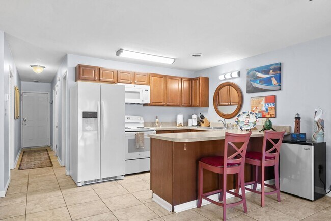 Building Photo - 3700 Golf Colony Ln