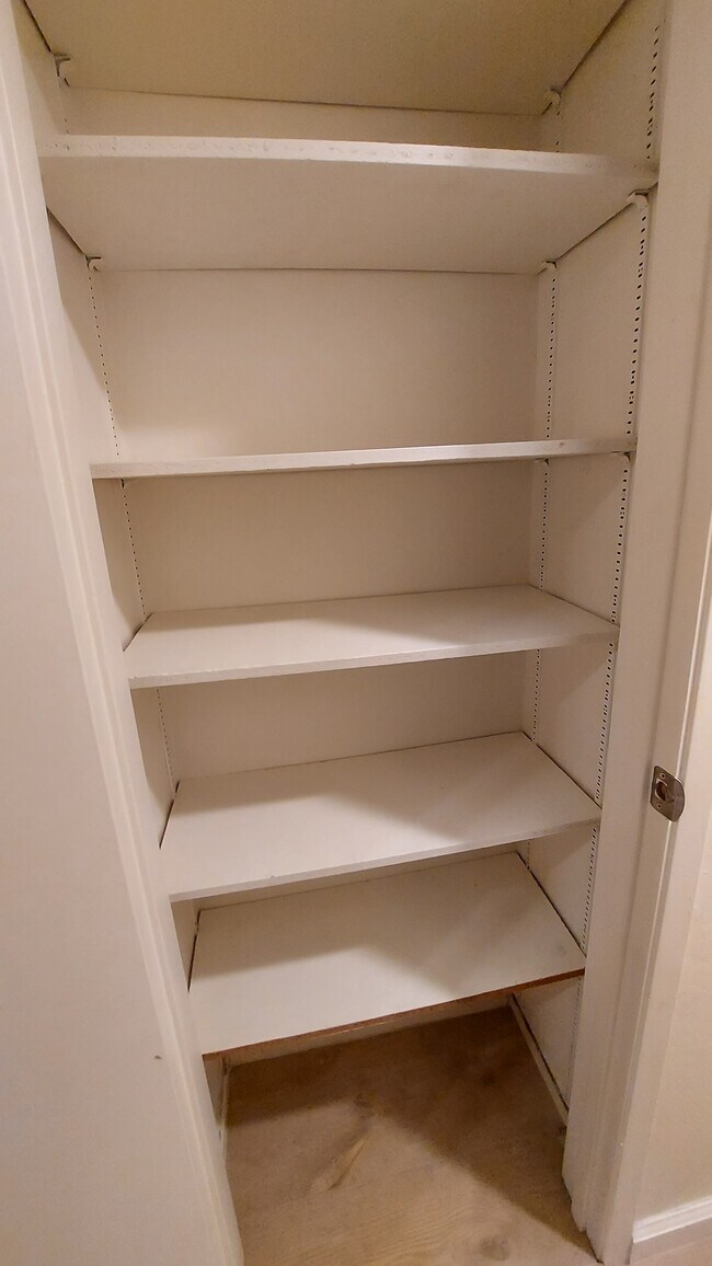 Building Photo - 1540 Ivycreek Cir