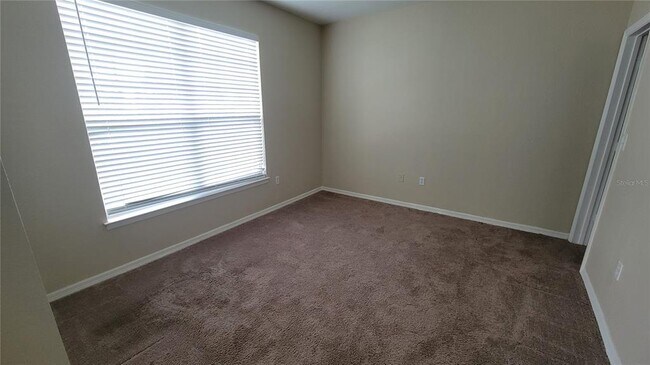 Building Photo - 3702 Palm Desert Ln