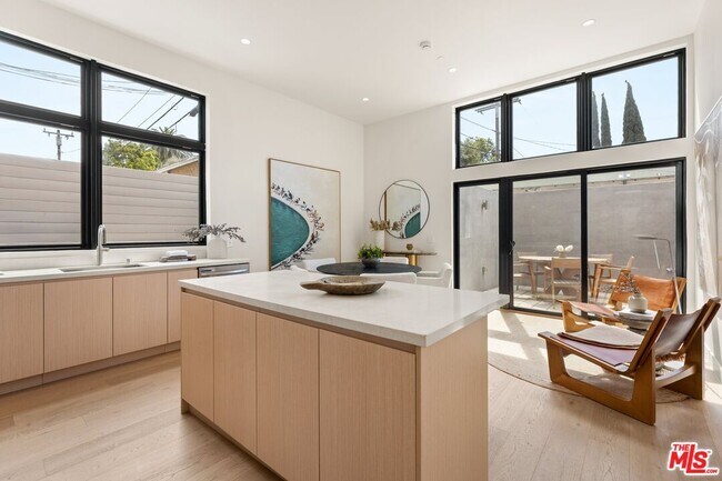 Building Photo - 3808 College Ave