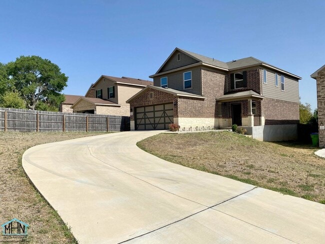 Building Photo - Welcome and Discover this thoughtfully des...