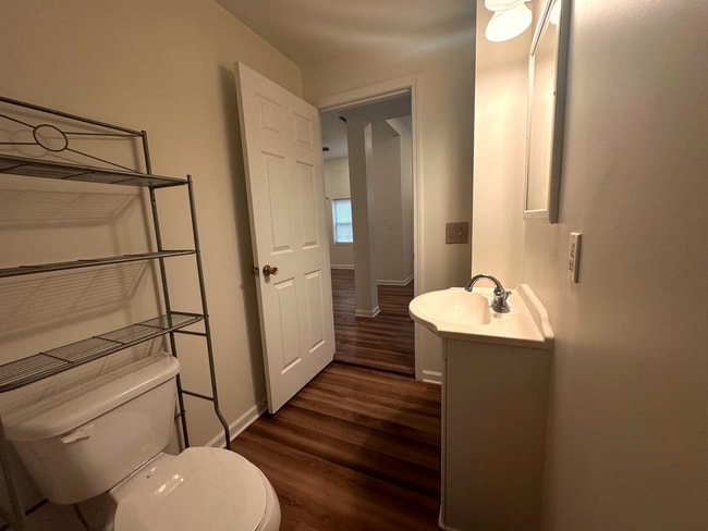 Building Photo - Fernandina Bungalow! Close to Downtown and the beach!