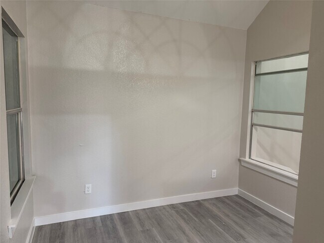 Building Photo - 13123 Careywood Dr