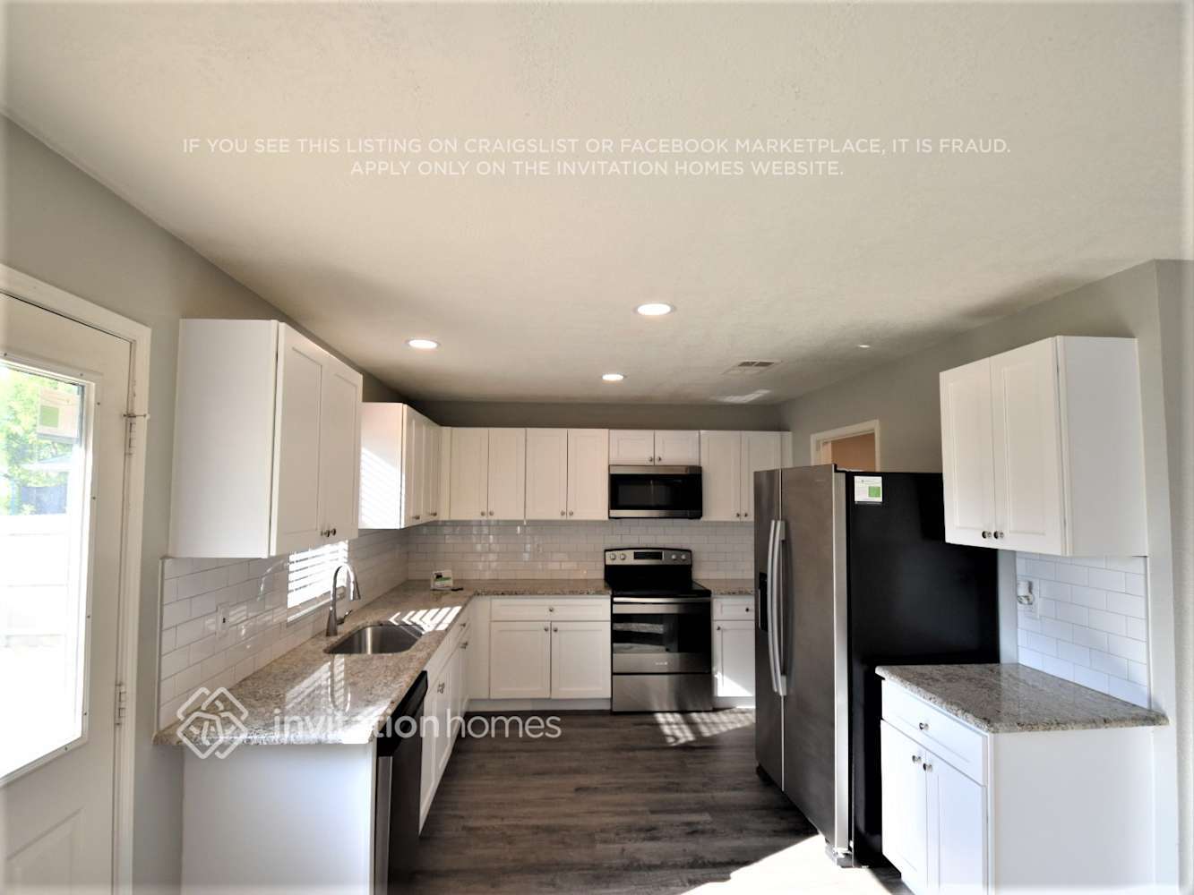 Building Photo - 7914 Modesto Dr