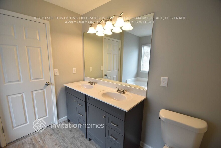 Building Photo - 2192 Lazy Days Rd