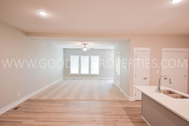 Building Photo - 16609 Wilden Dr
