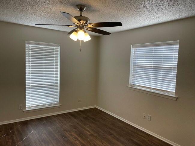Building Photo - 6509 Cathy Dr