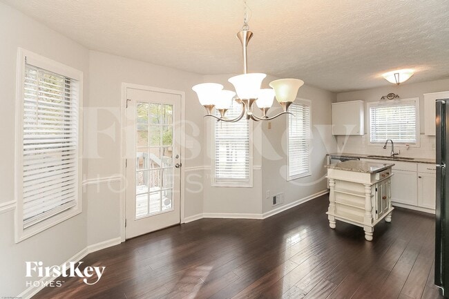 Building Photo - 73 Brandon Woods Cir