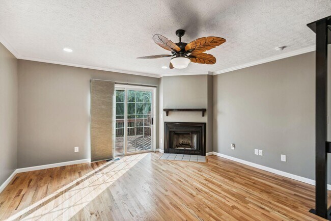 Building Photo - 1794 Bennigan Dr