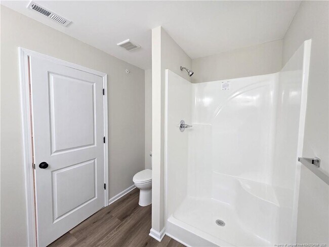 Building Photo - 1511 Fort Bragg Rd