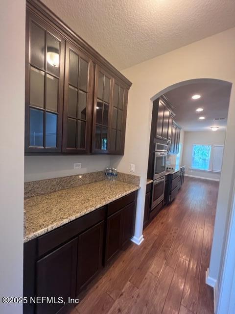 Building Photo - 37 Fernbrook Dr
