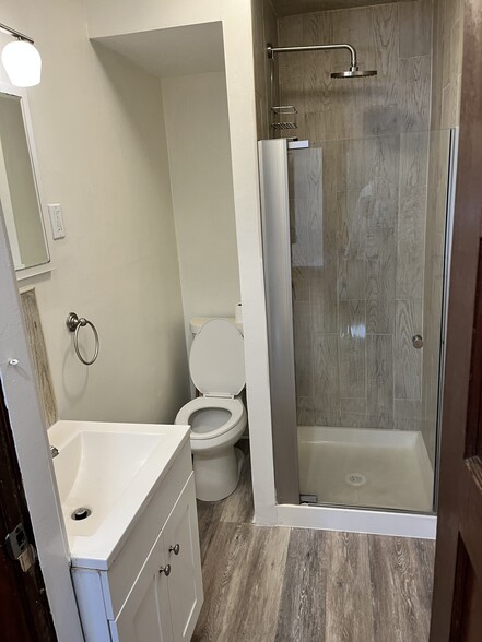 Bathroom - 52 Germain Ave