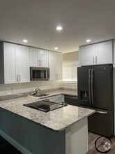 Building Photo - 232 Orienta Point St
