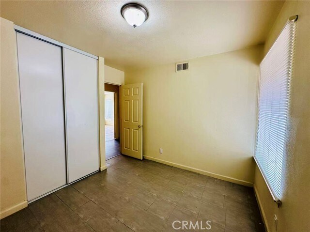 Building Photo - 1459 W Wabash St