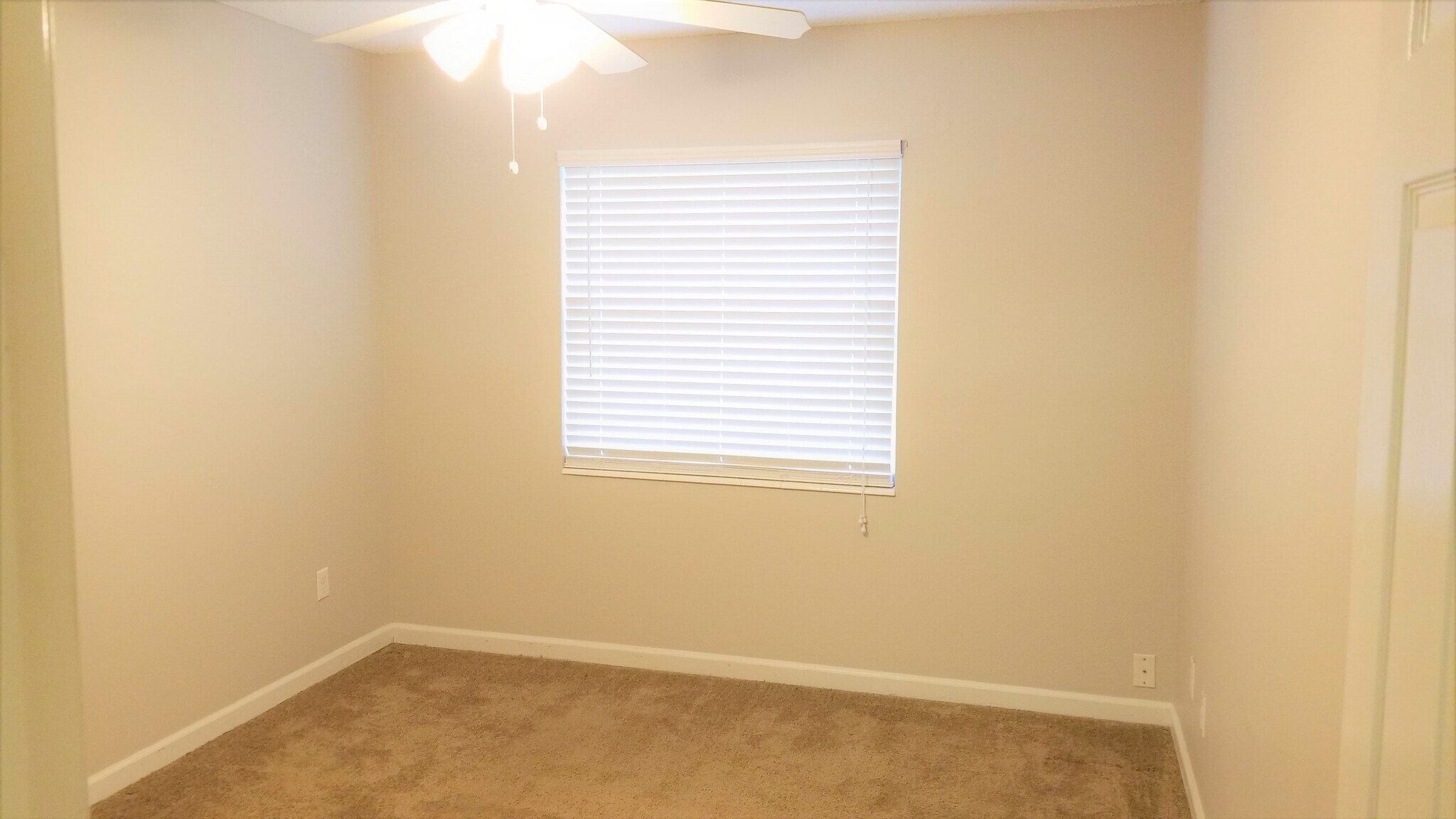 Building Photo - 1751 Horton Dr