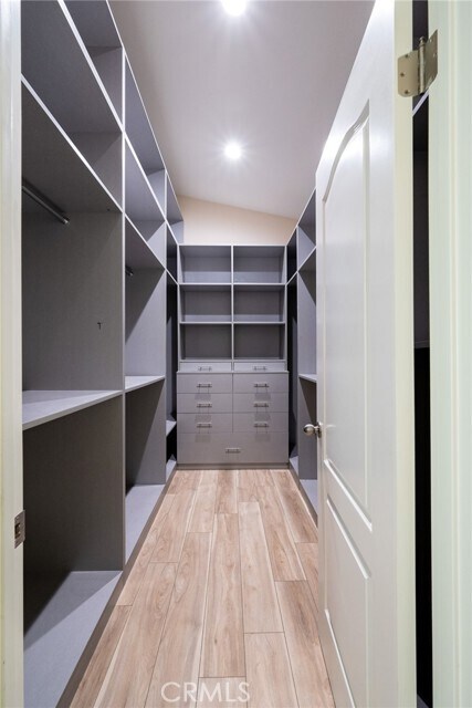 Building Photo - 19922 E Country Hollow Dr