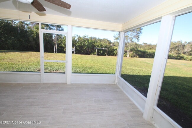 Building Photo - 1511 Colorado St SE