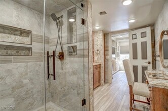 Building Photo - 555 E Silverado Ranch Blvd