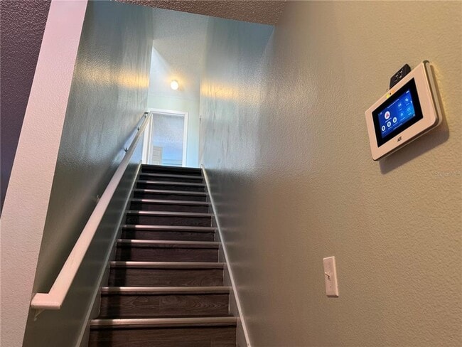 Building Photo - 1219 Kempton Chase Pkwy