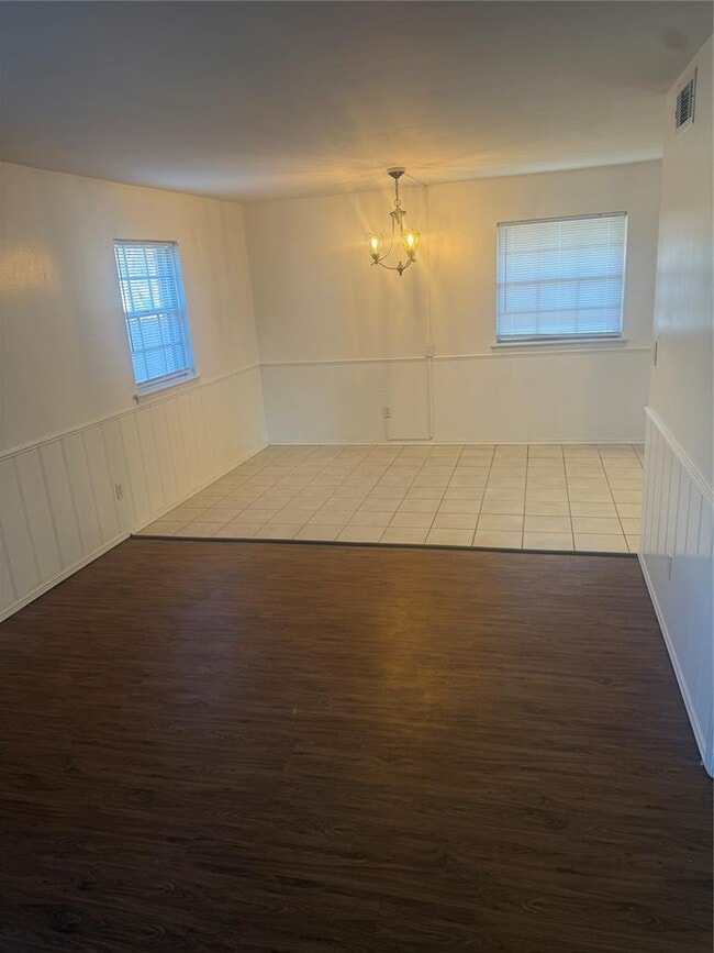 Building Photo - 2248 Laneway Dr