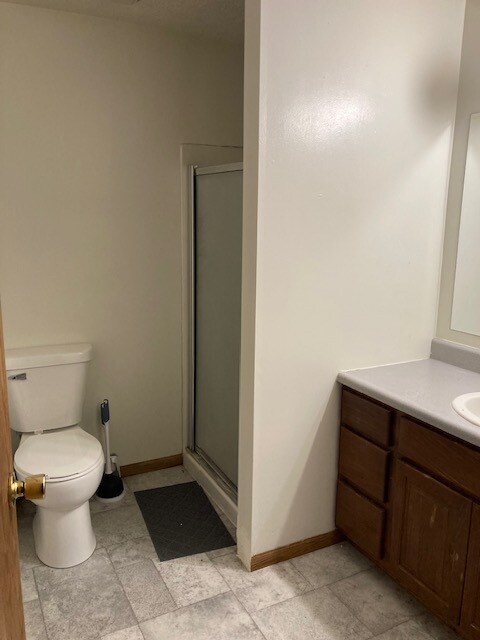 Building Photo - 3915 Central Ave