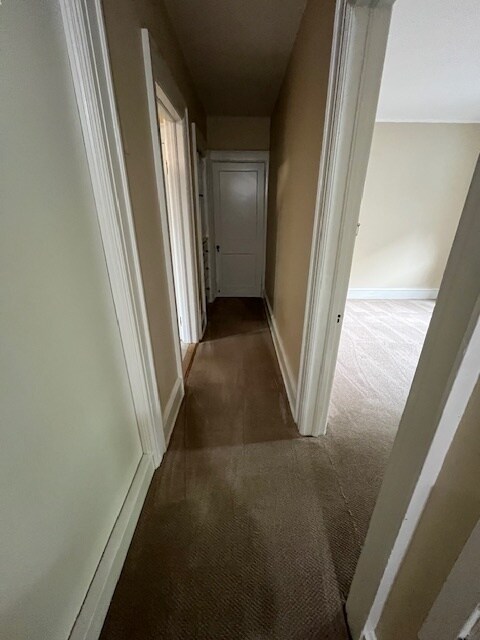 Hallway - 638 Taylor Ave