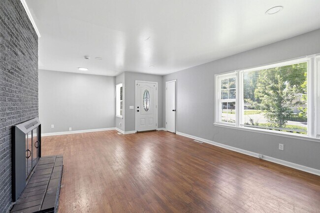 Building Photo - 2602 NW 86th St