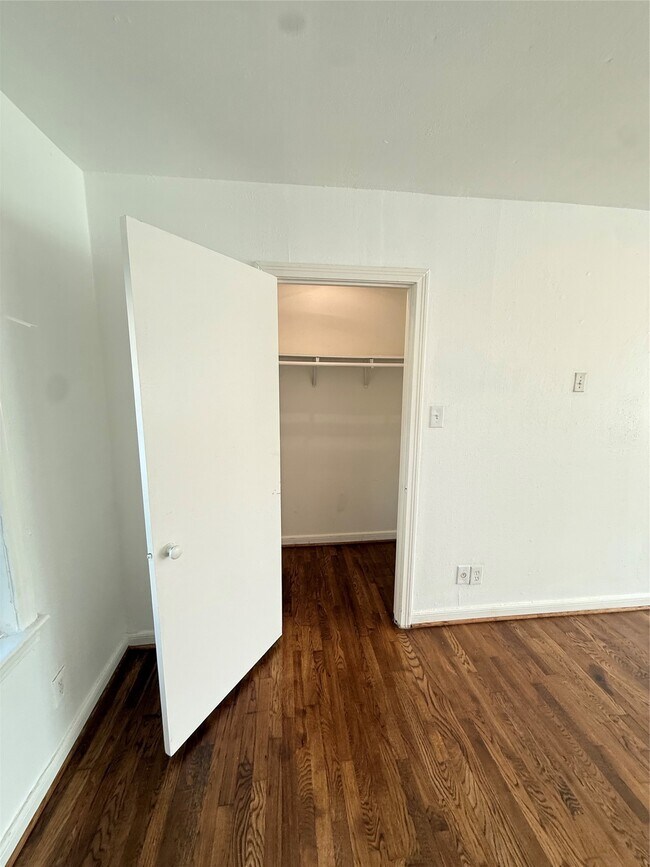 Building Photo - 1848 Portsmouth St