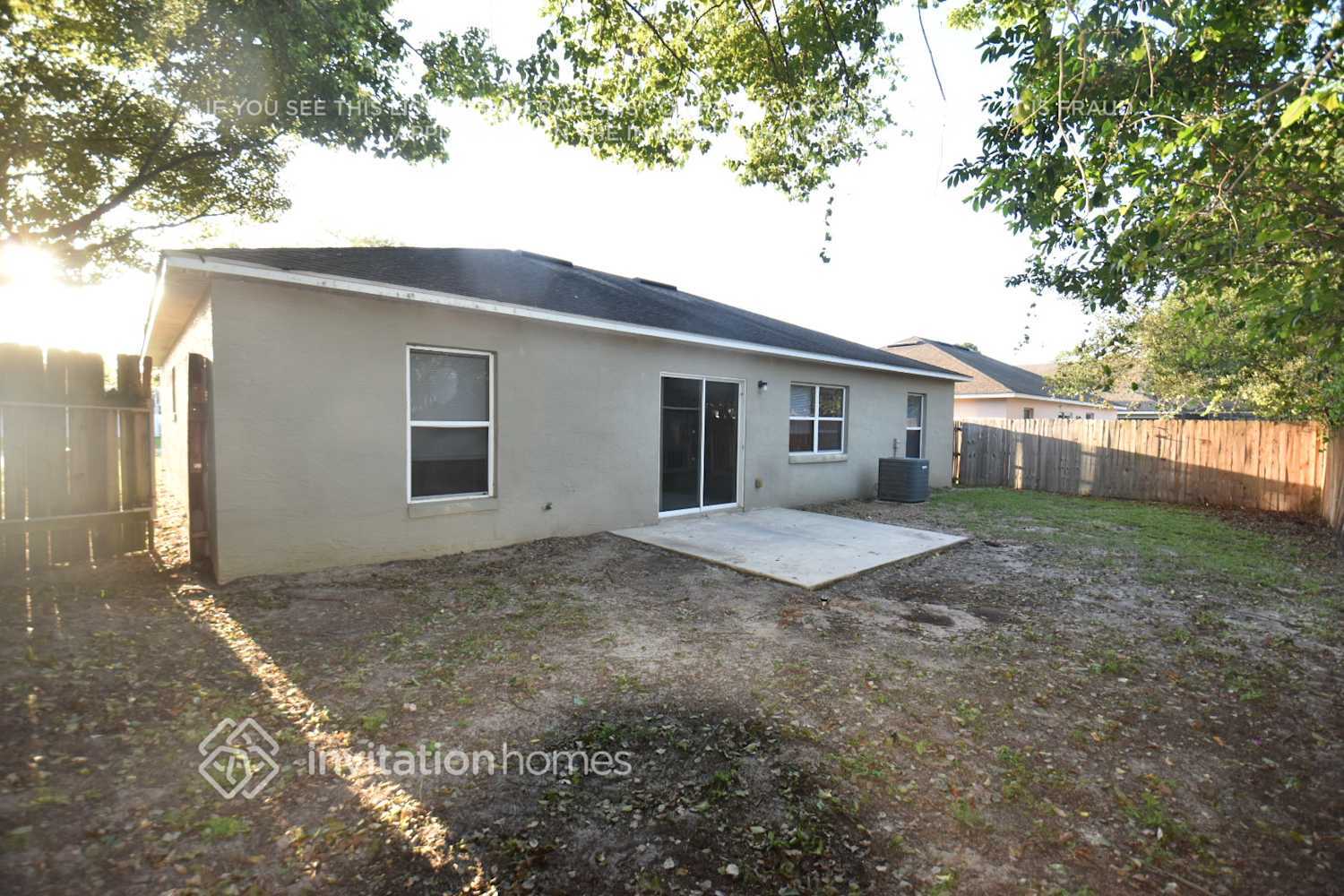 Building Photo - 11609 Lake Dr