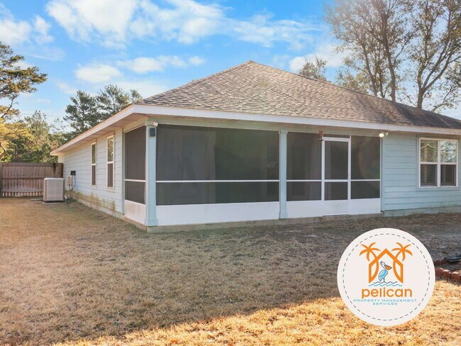 Building Photo - Stunning Home in East Navarre