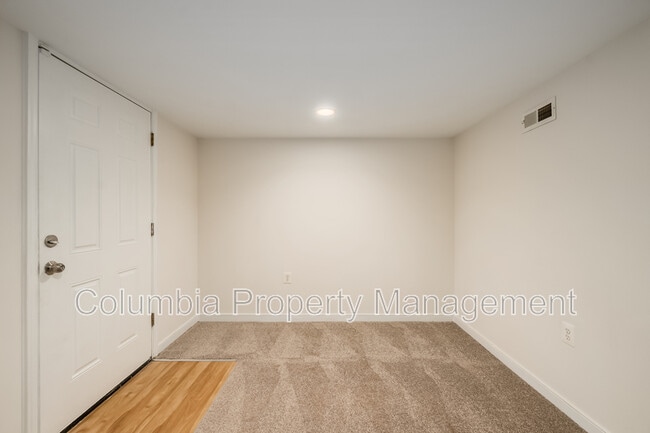 Building Photo - 2421 Franklin St NE