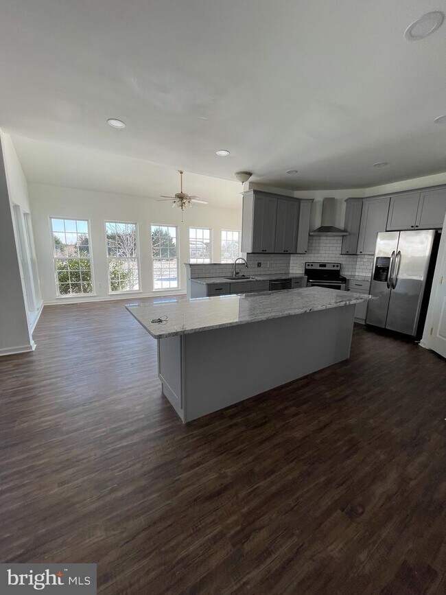 Building Photo - 222 Drawyers Dr