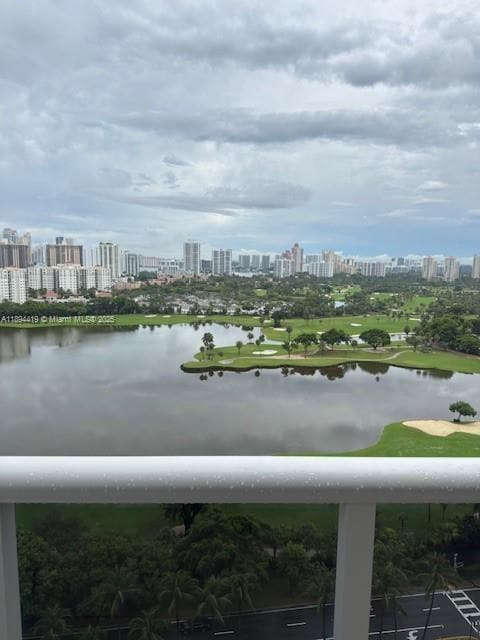 Building Photo - 3625 N Country Club Dr