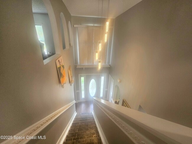 Building Photo - 2240 Spring Creek Cir