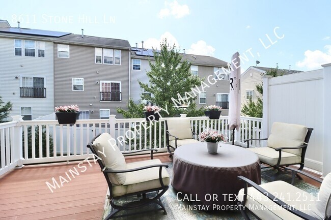 Building Photo - 8611 Stone Hill Ln