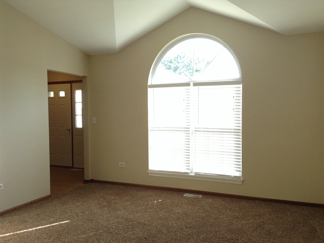 Building Photo - 3826 Hennepin Ct