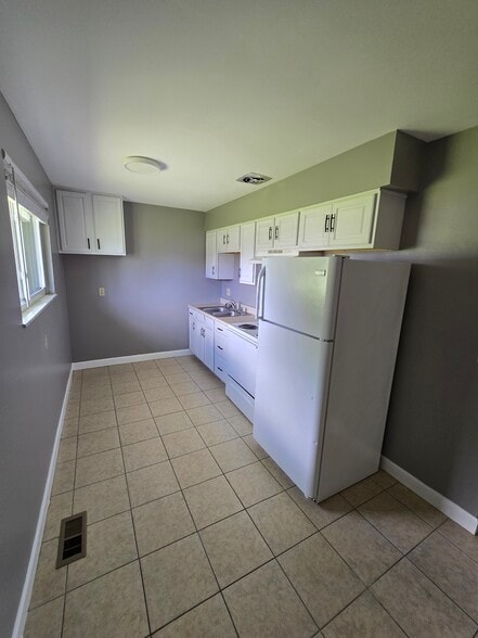 Building Photo - 2400 Windage Dr