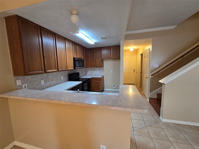 Building Photo - 3828 Shire Valley Dr