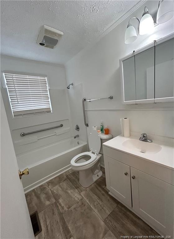 Building Photo - 503 E 6th Ave